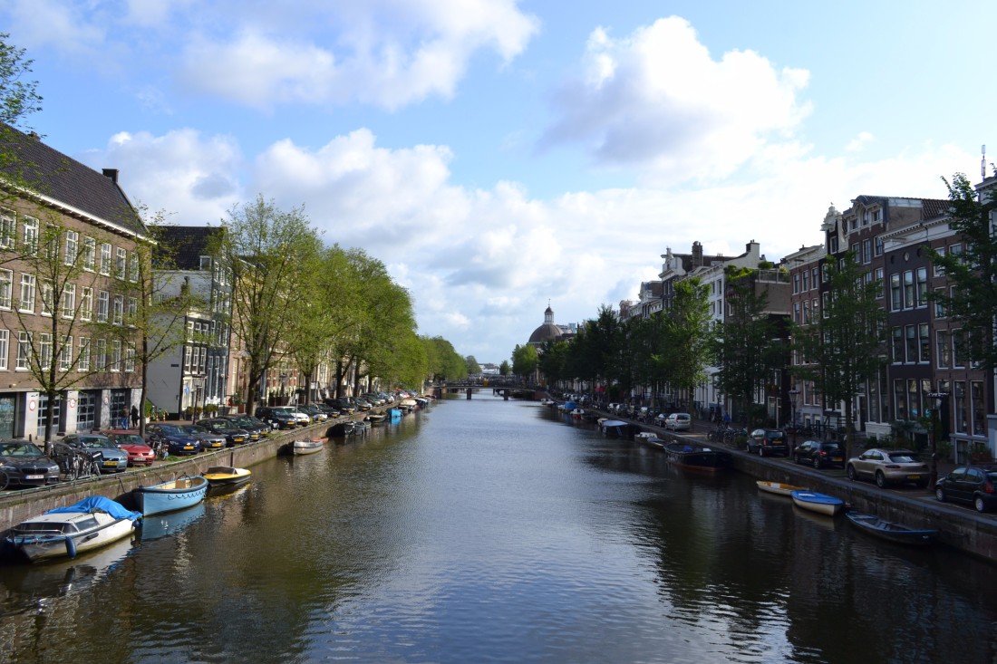 TwoMenAboutTown-netherlands-amsterdam-canal3