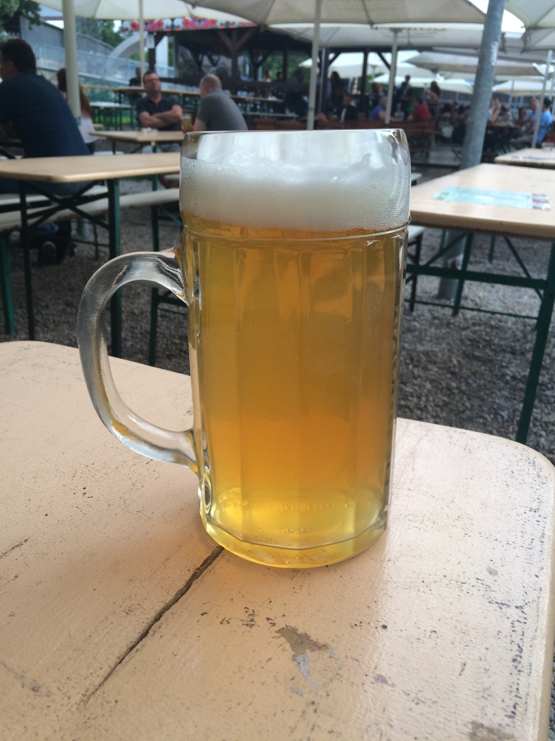 TWOMENEUTOUR-BREXIT-EU-GERMANY-STUTTGART-beer